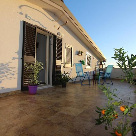 アウグスタ La Sirena Bed & Breakfast エクステリア 写真